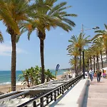 Beachfront Ph Studio With Amazing Views Rdr357